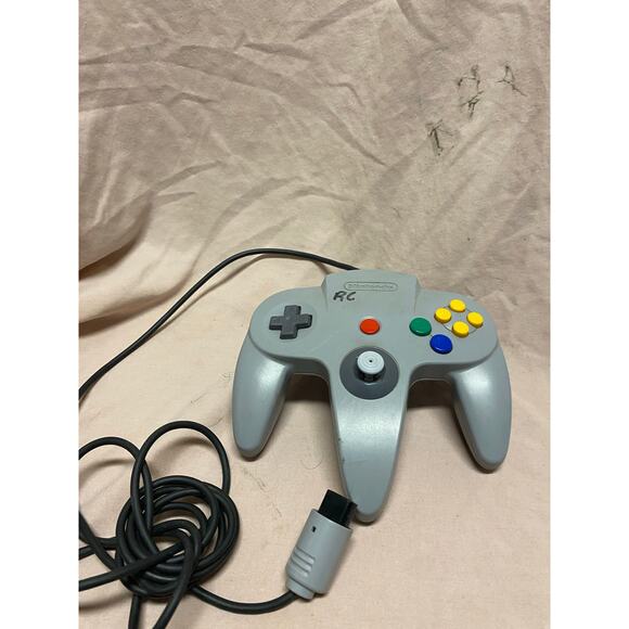 Nintendo N64 OEM Authentic Grey  Controller NUS-005 Tight Stick - Picture 1 of 3